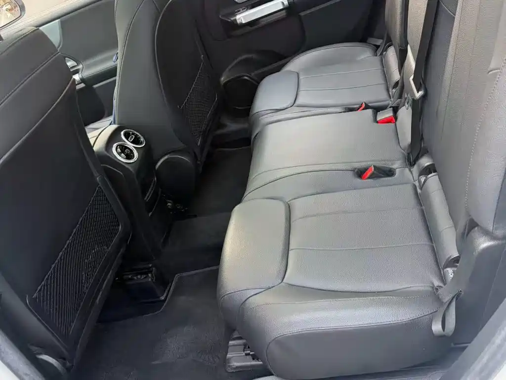 Mercedes-Benz GLB 2020