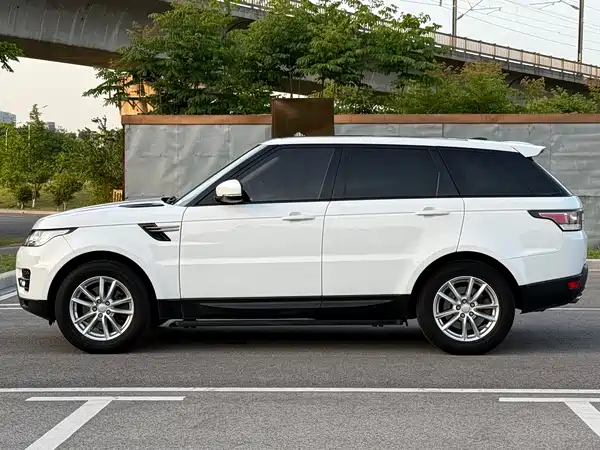 Land Rover Range Rover Sport 2016