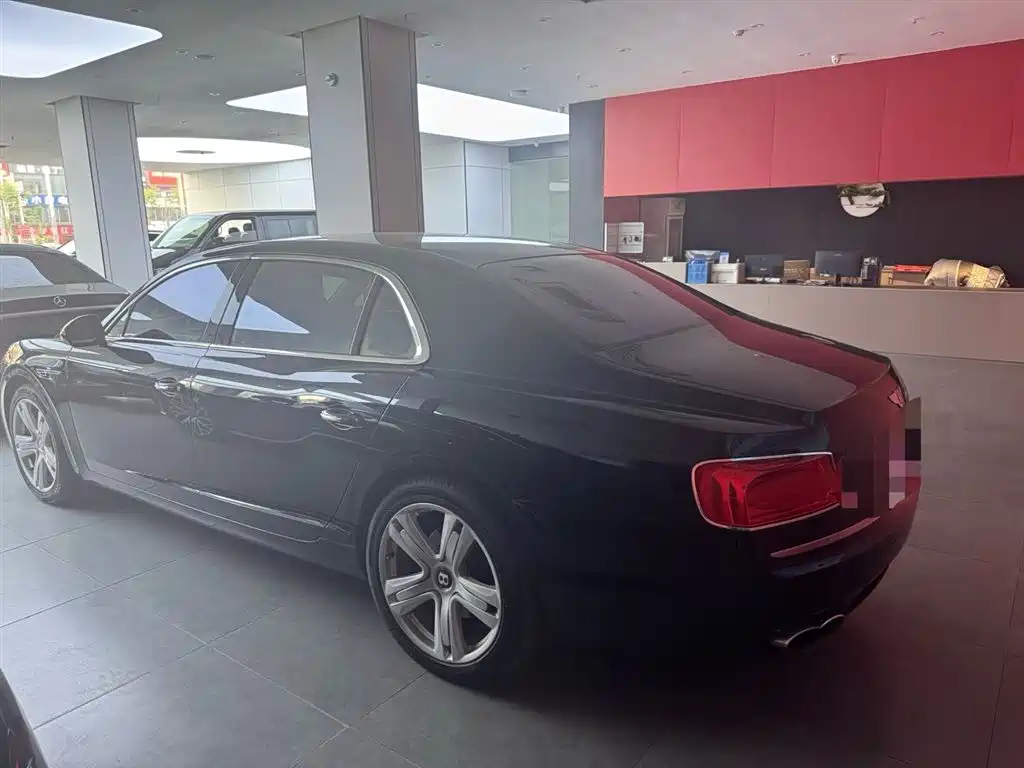 Bentley Flying Spur 2014 — фото 6