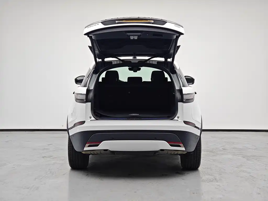 Land Rover Velar 2025 — фото 12