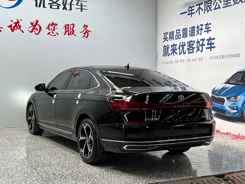 Volkswagen Passat 2024 — фото 15