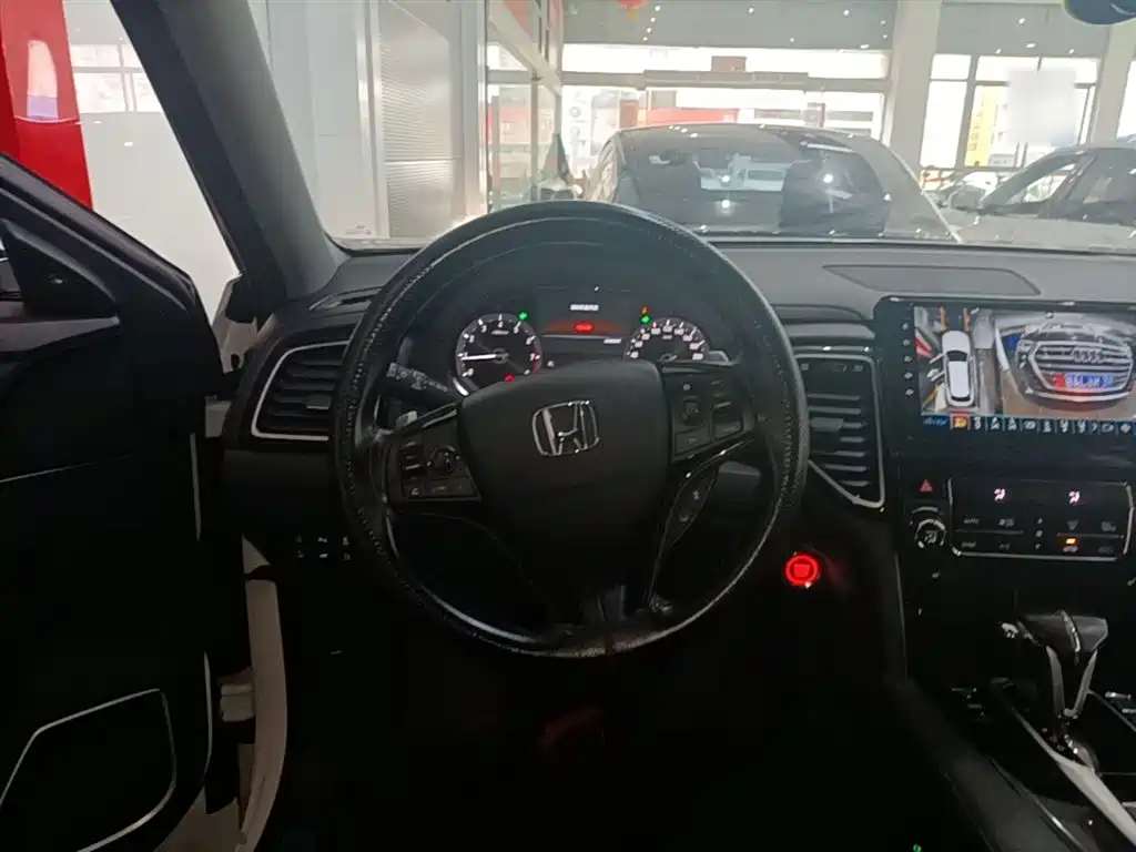 Honda UR-V 2023 — фото 11