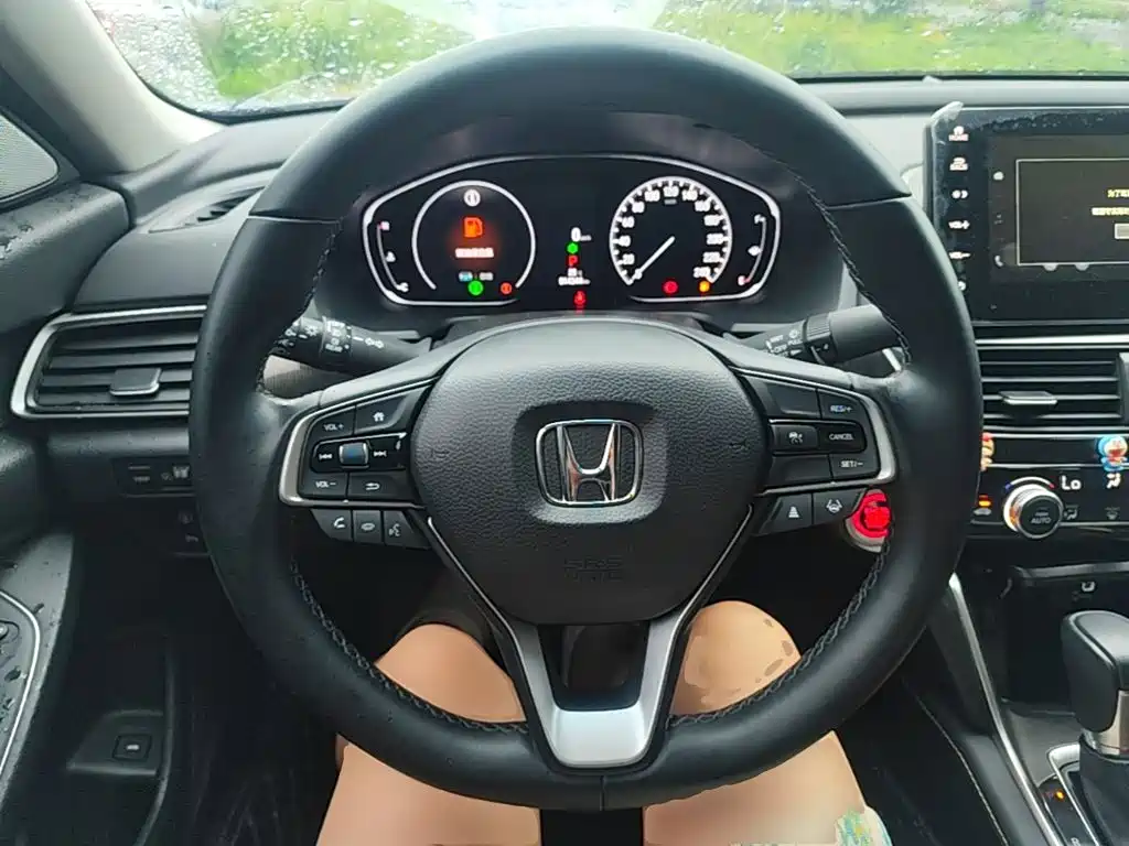 Honda Accord 2023 — фото 11