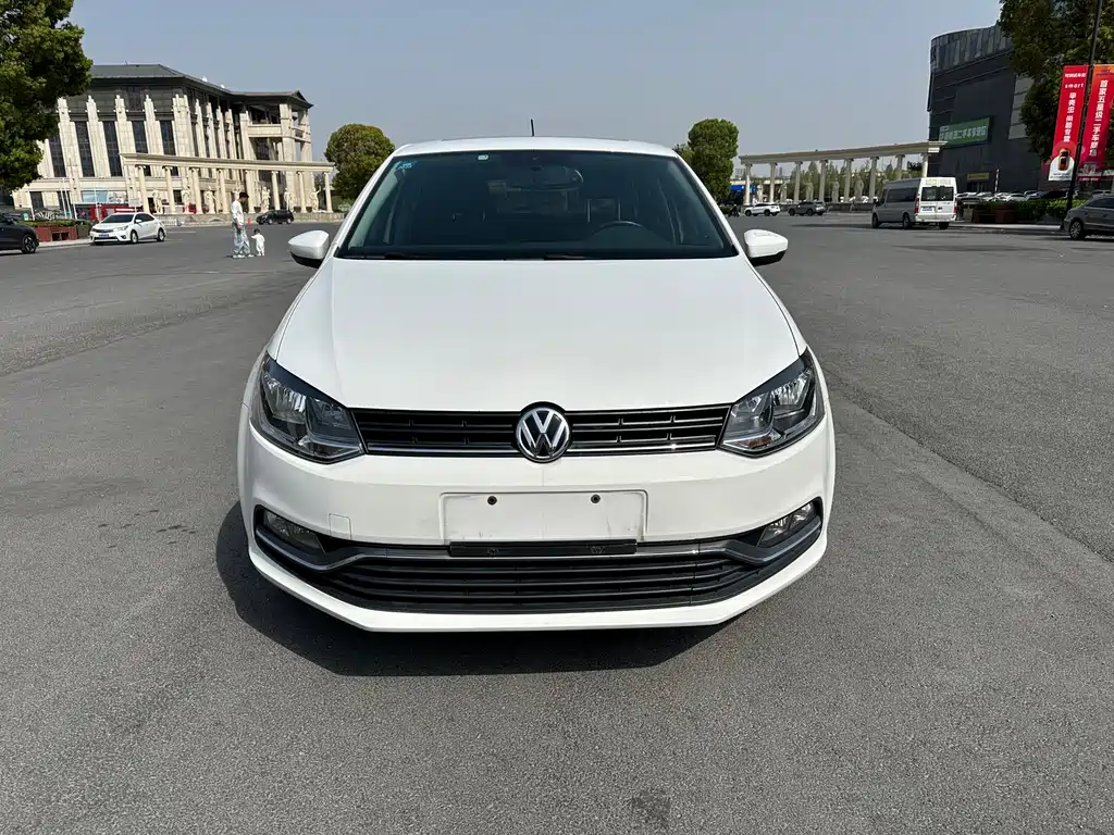 Volkswagen Polo 2017 — фото 2