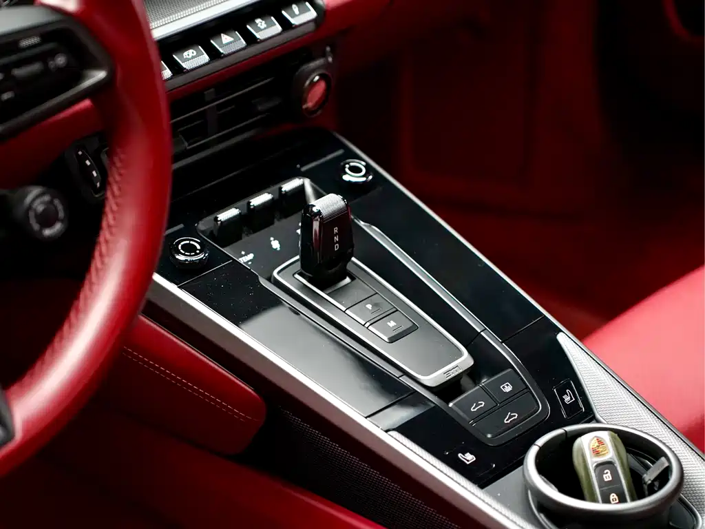 Porsche 911 2022 — фото 12