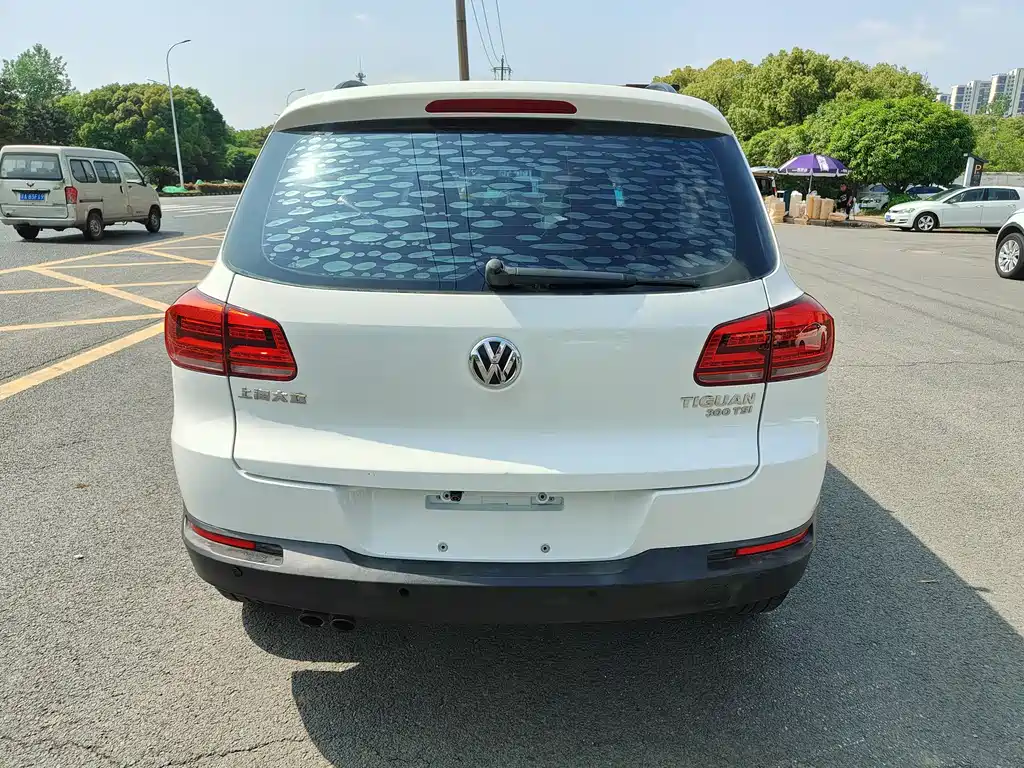Volkswagen Tiguan 2016 — фото 8