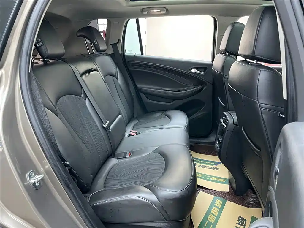 Buick Envision Plus 2018 — фото 18