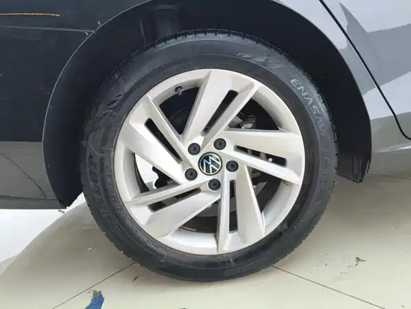 Volkswagen Lamando 2023