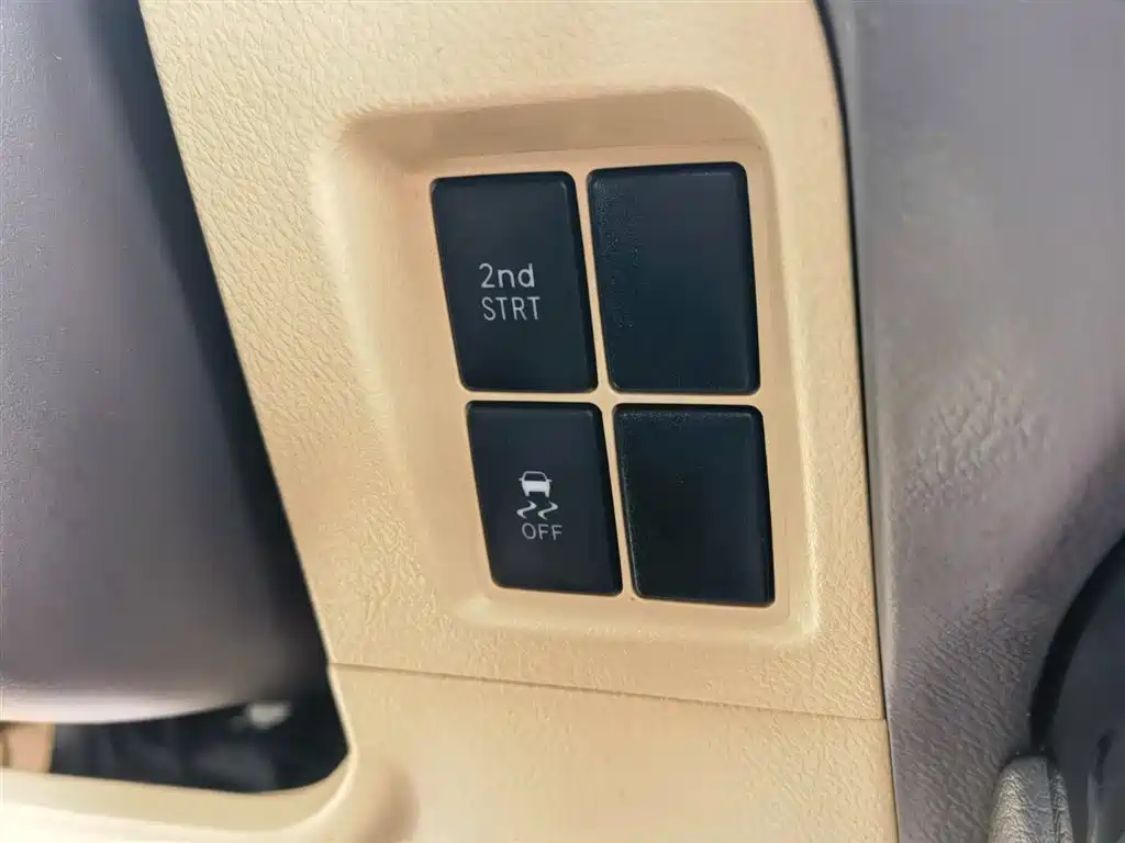Toyota Prado 2017 — фото 21