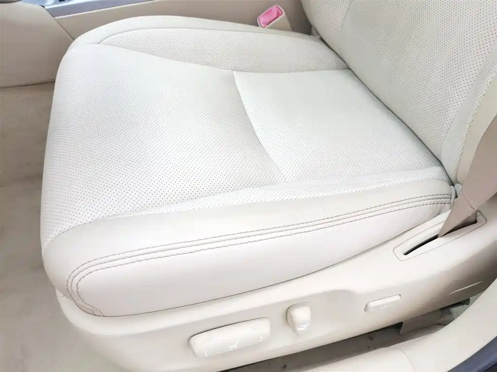 Toyota Crown 2014 — фото 20