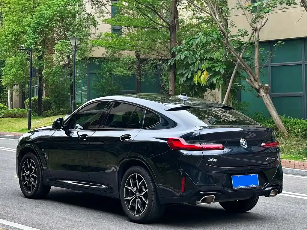 BMW X4 2022 — фото 4