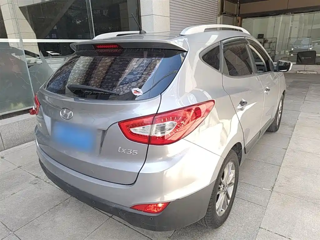 Hyundai ix35 2016 — фото 7