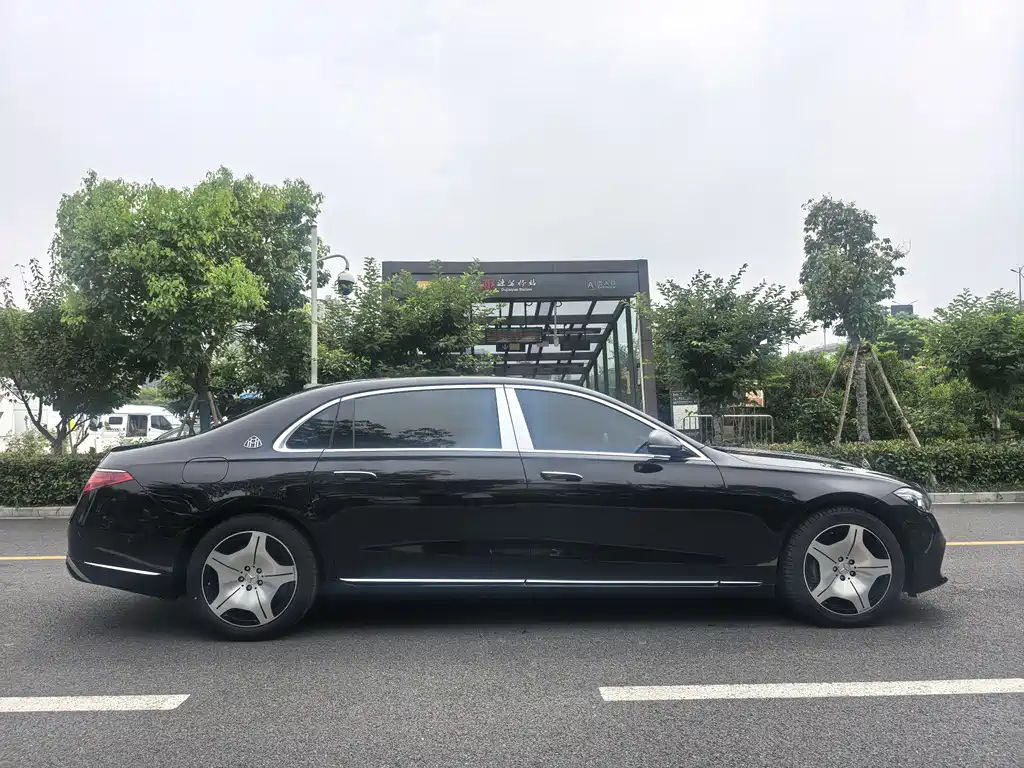 Mercedes-Benz S-Class 2023 — фото 4