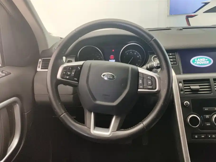 Land Rover Discovery Sport 2018 — фото 15