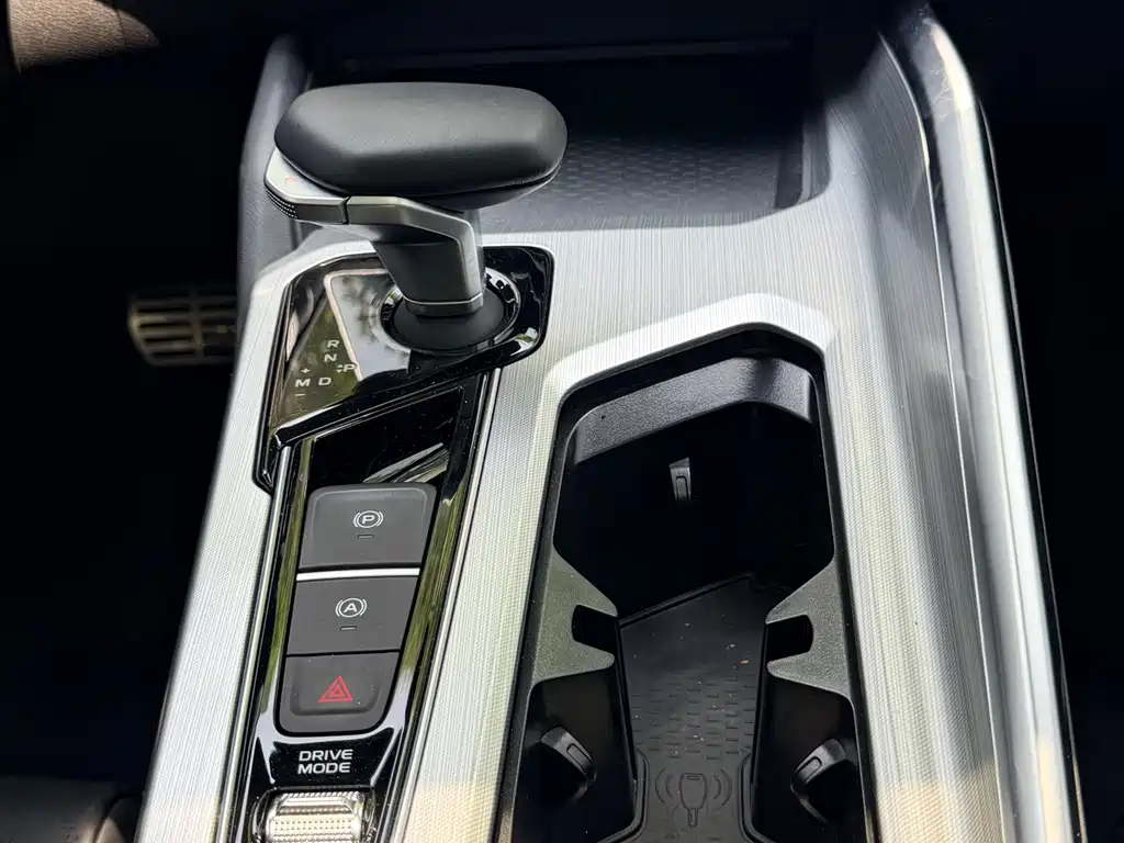 Geely Xingrui 2023 — фото 15