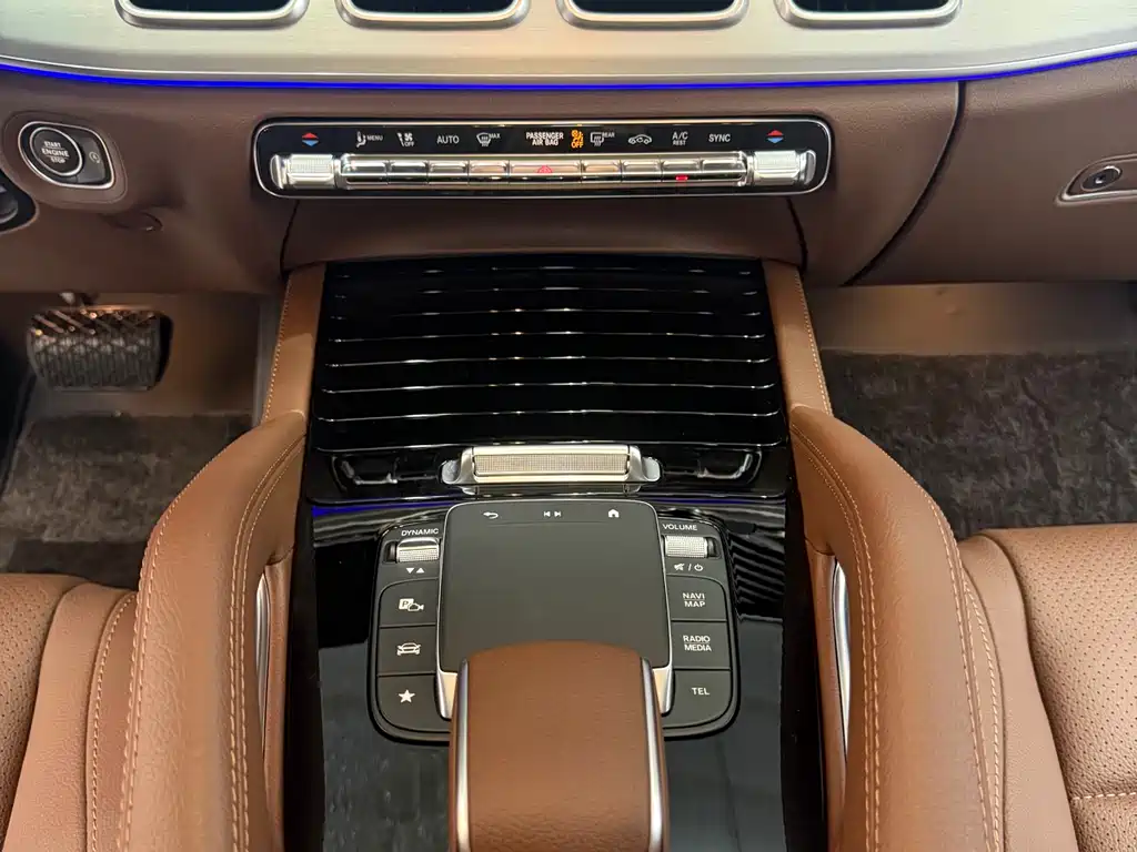 Mercedes-Benz GLS 2025 — фото 11