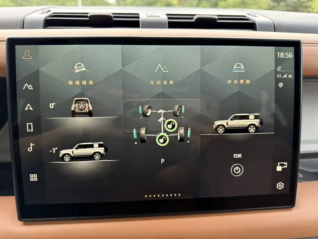 Land Rover Defender 2023 — фото 16