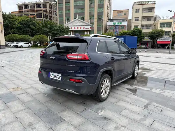 Jeep Cherokee 2017