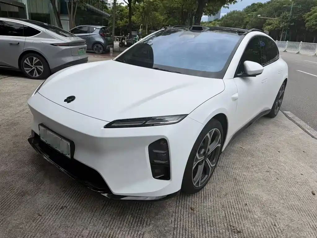 NIO ET5T 2025