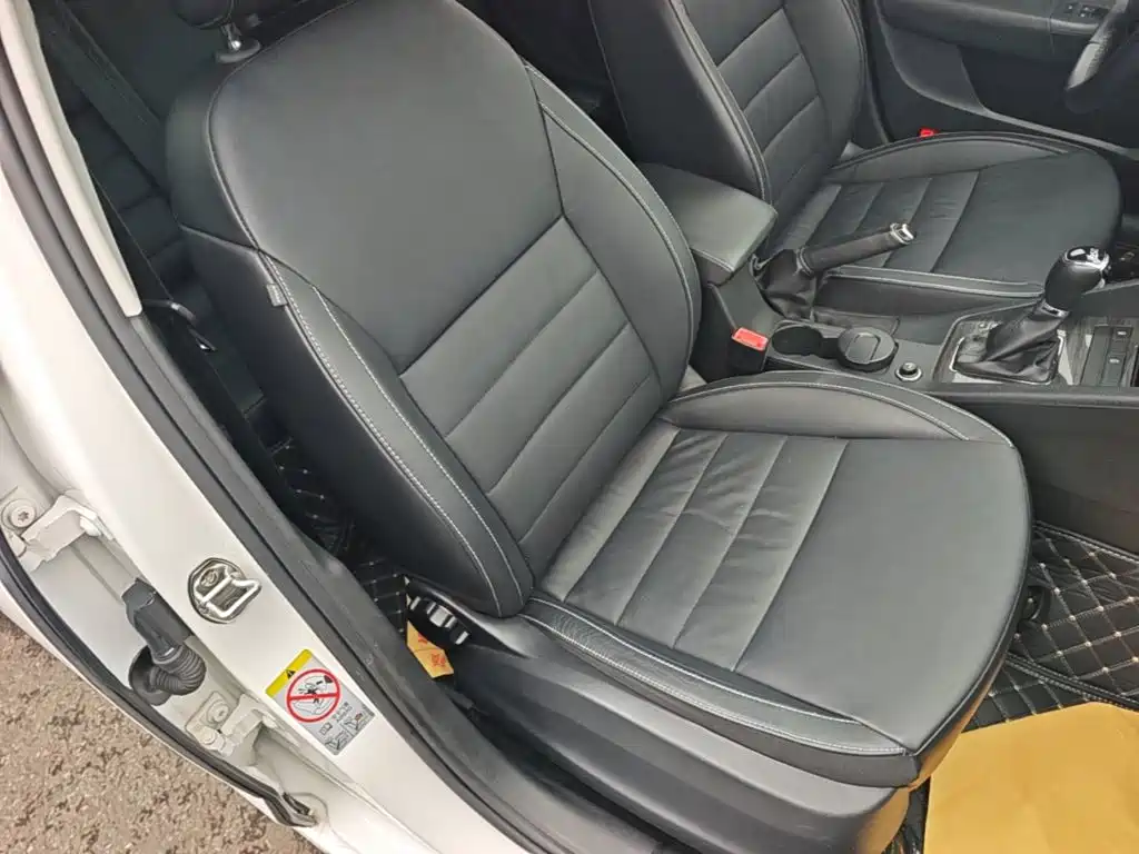 Skoda Octavia 2016 — фото 25
