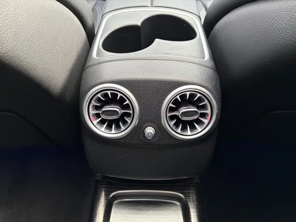 Mercedes-Benz E-Class 2018 — фото 15