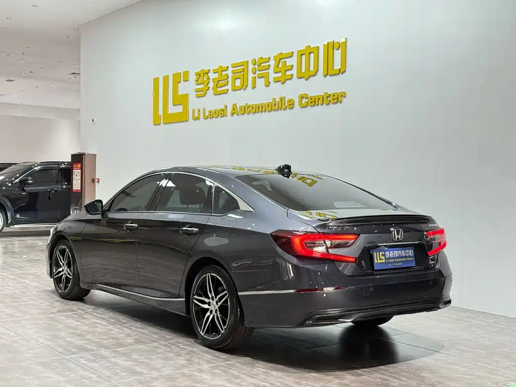 Honda Accord 2022 — фото 2