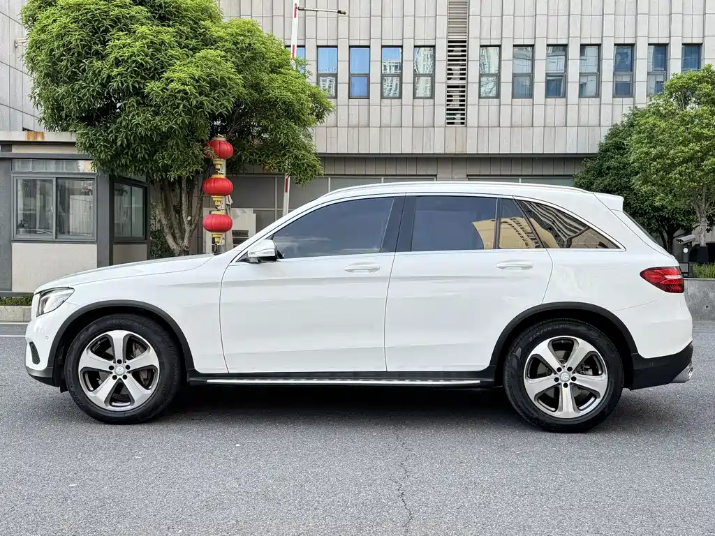 Mercedes-Benz GLC 2016 — фото 6