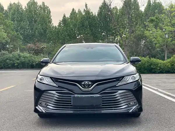 Toyota Camry 2021