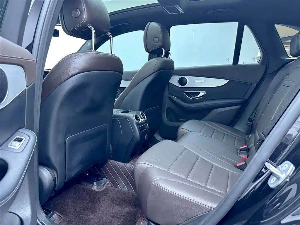 Mercedes-Benz GLC 2022 — фото 14