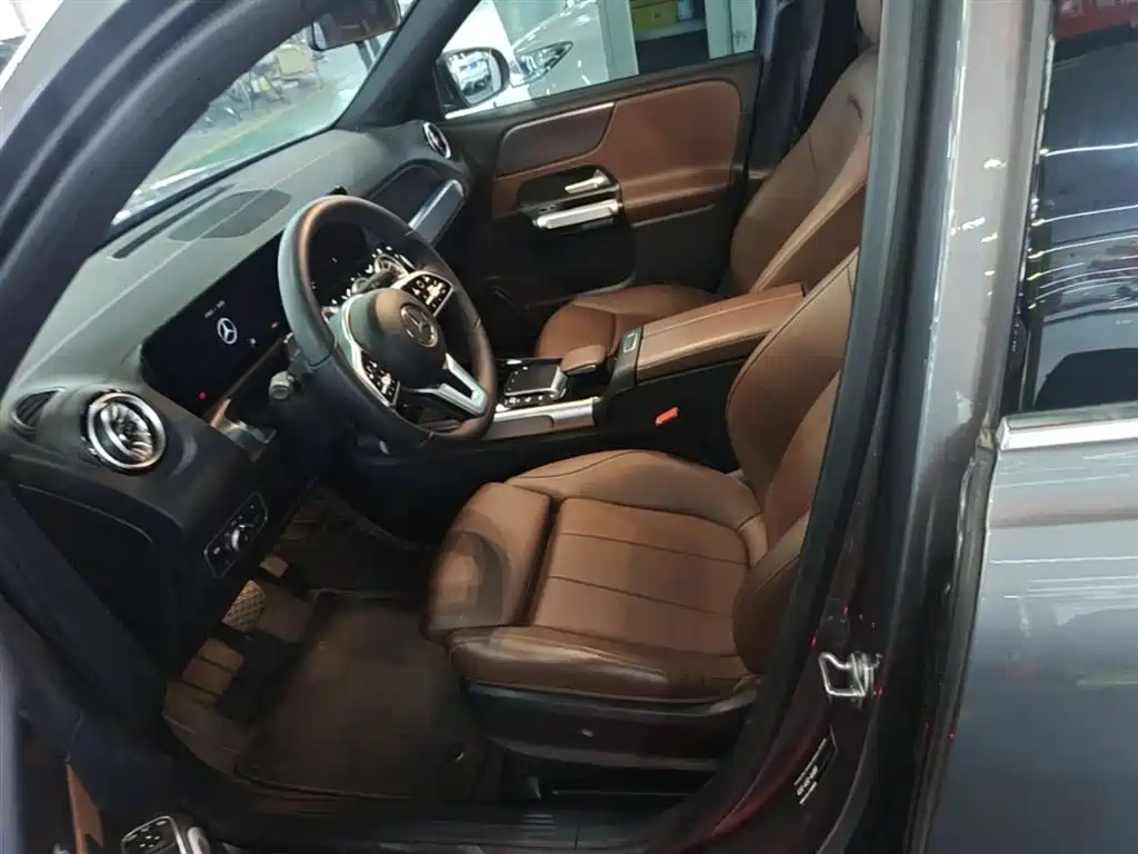 Mercedes-Benz GLB 2023 — фото 15