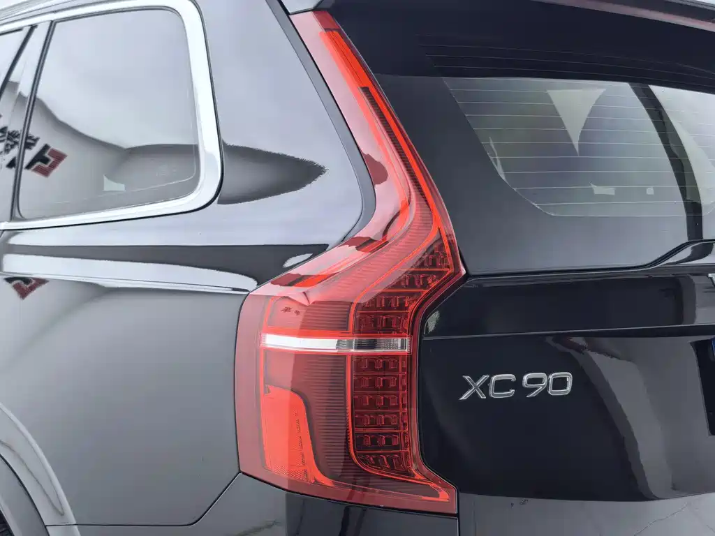 Volvo XC90 2019 — фото 29