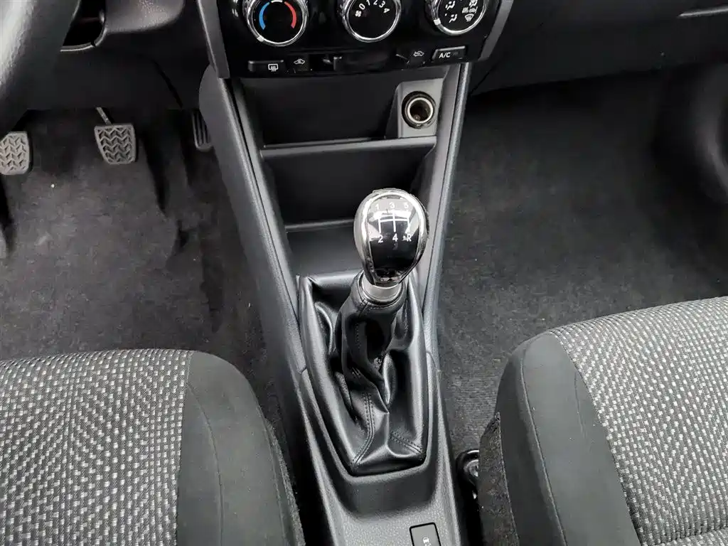 Toyota Vios 2017 — фото 13