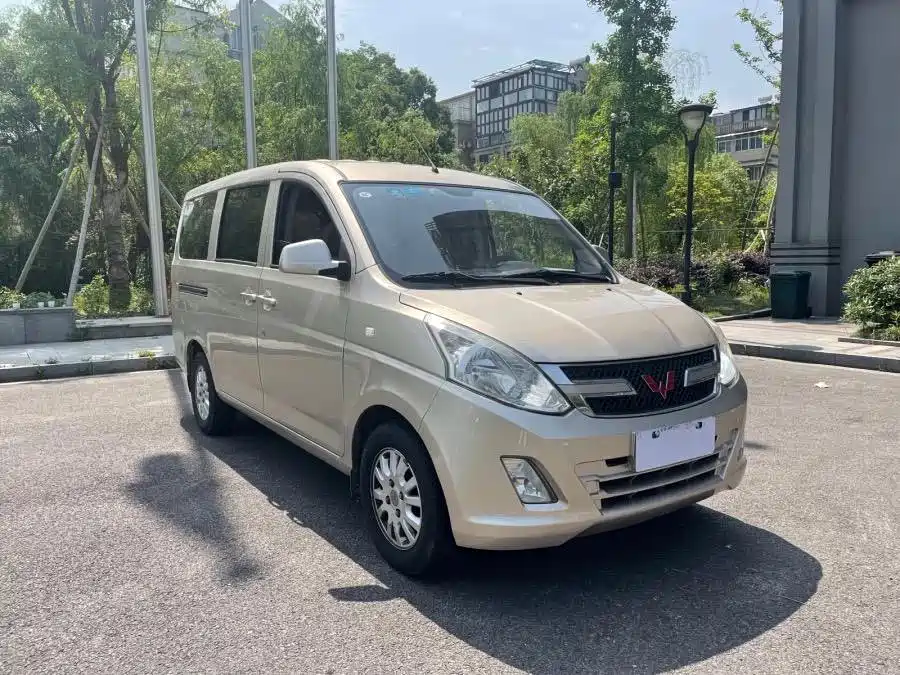 Wuling Rongguang V 2017 — фото 3