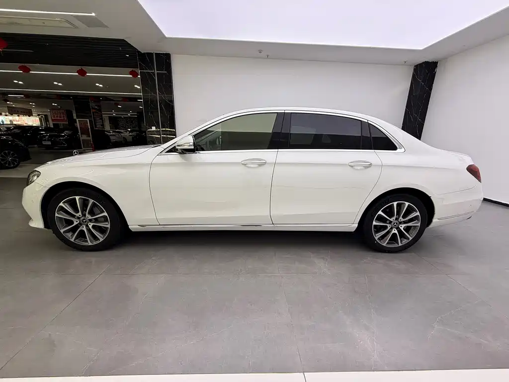 Mercedes-Benz E-Class 2019 — фото 5