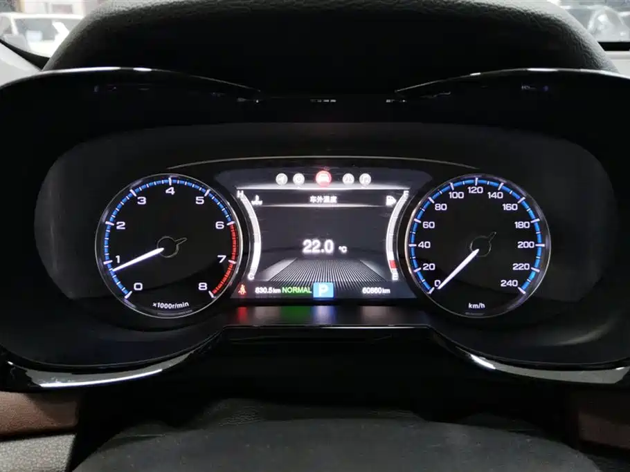 GAC Motor Trumpchi GS8 2017 — фото 14