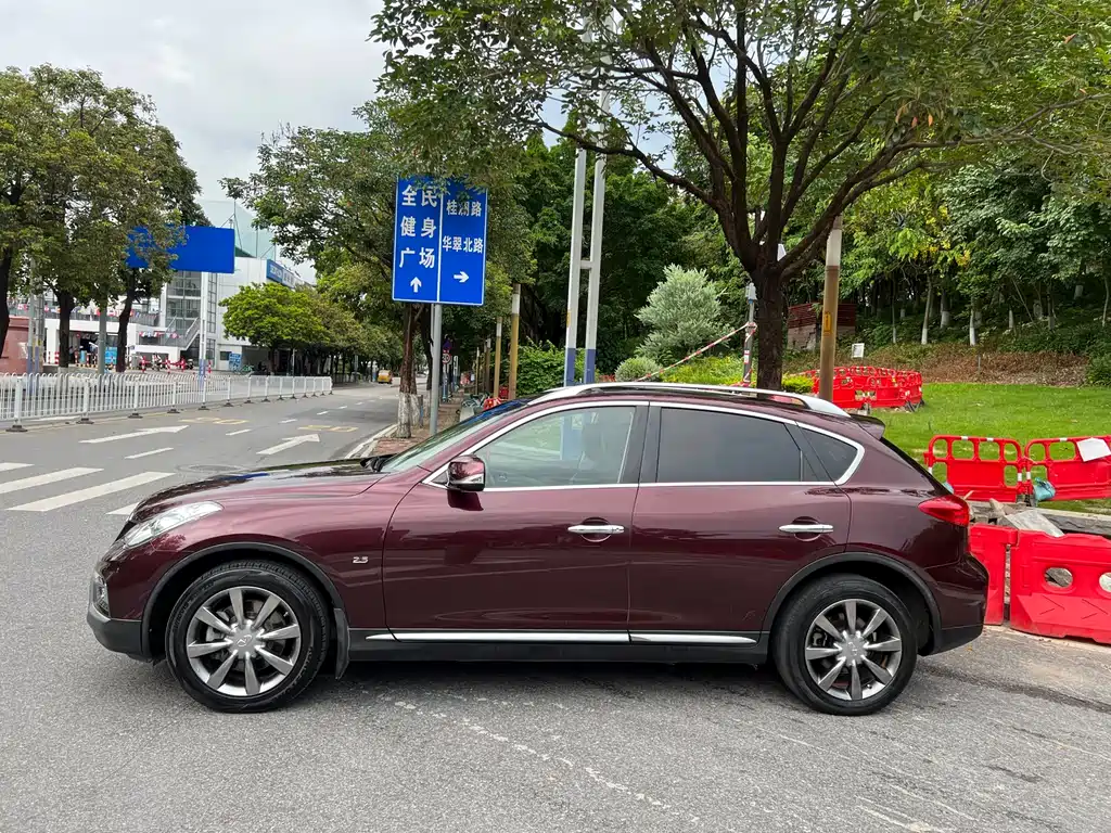 Infiniti QX50 2015 — фото 4