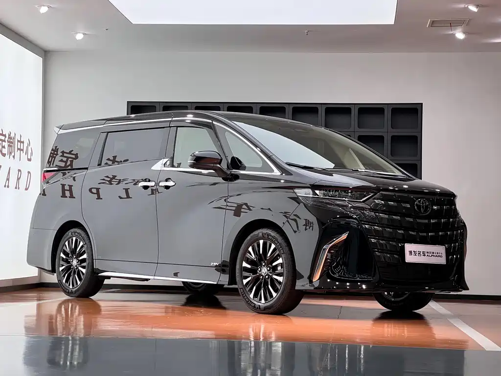 Toyota Alphard 2026 — фото 3