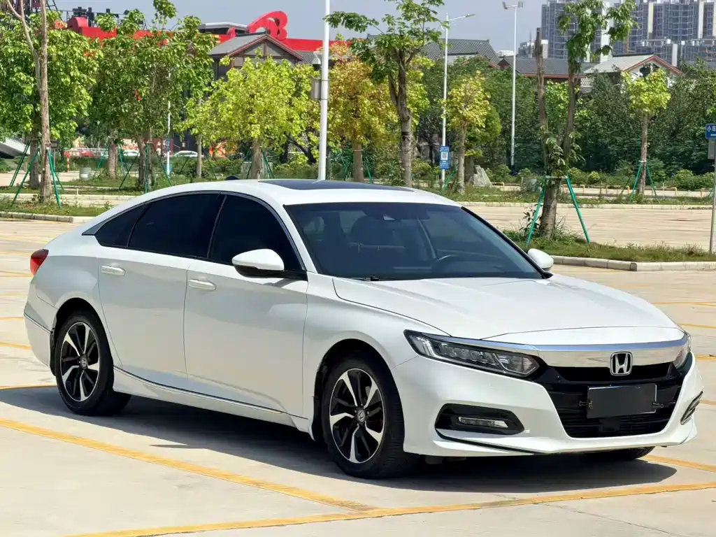 Honda Accord 2021 — фото 2