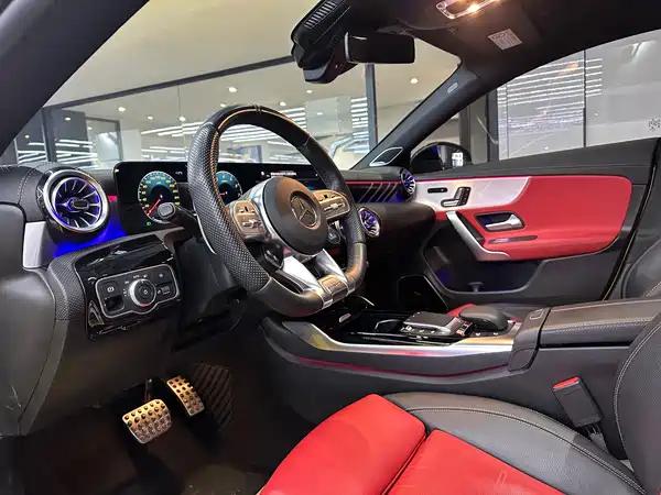 Mercedes-Benz CLA AMG 2021
