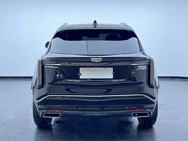 Cadillac XT5 2025