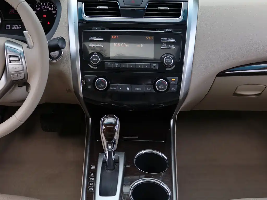 Nissan Teana 2014 — фото 15