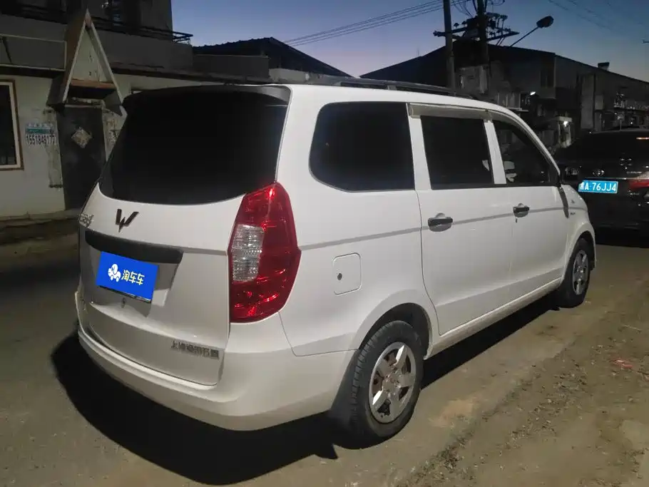 Wuling Hongguang 2018 — фото 3