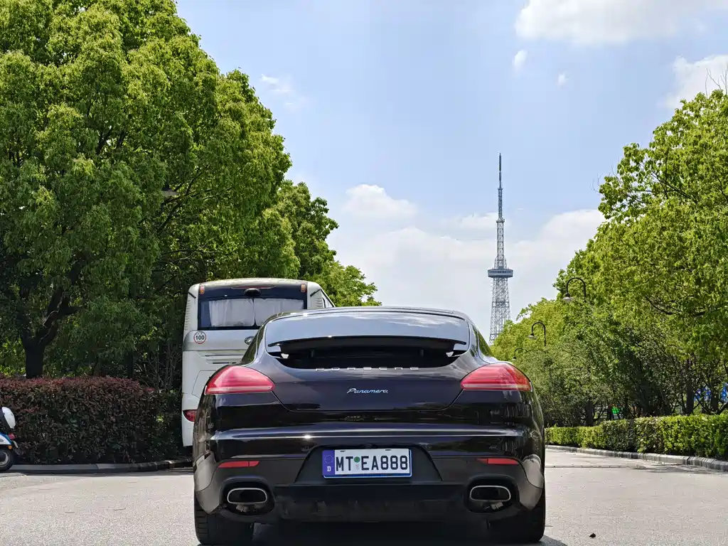 Porsche Panamera 2014 — фото 6