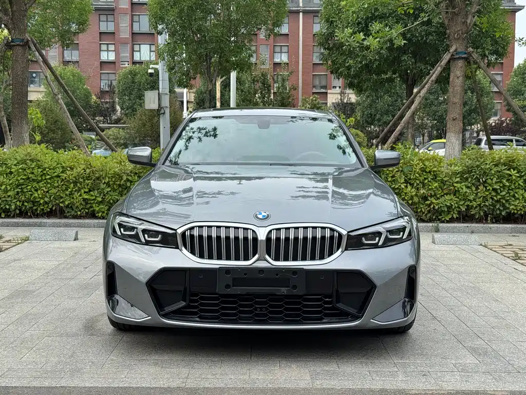 BMW 3 Series 2023