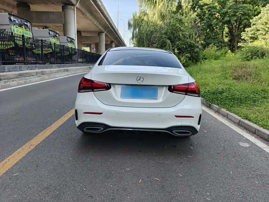 Mercedes-Benz A-Class 2020 — фото 16