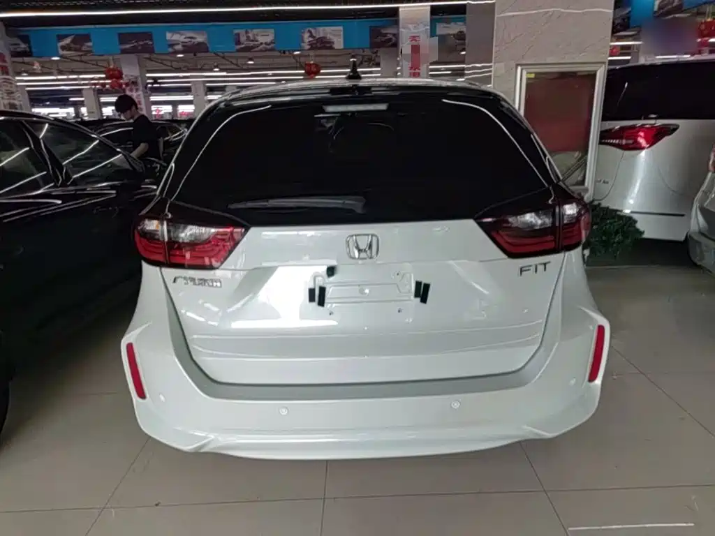 Honda Fit 2023 — фото 6