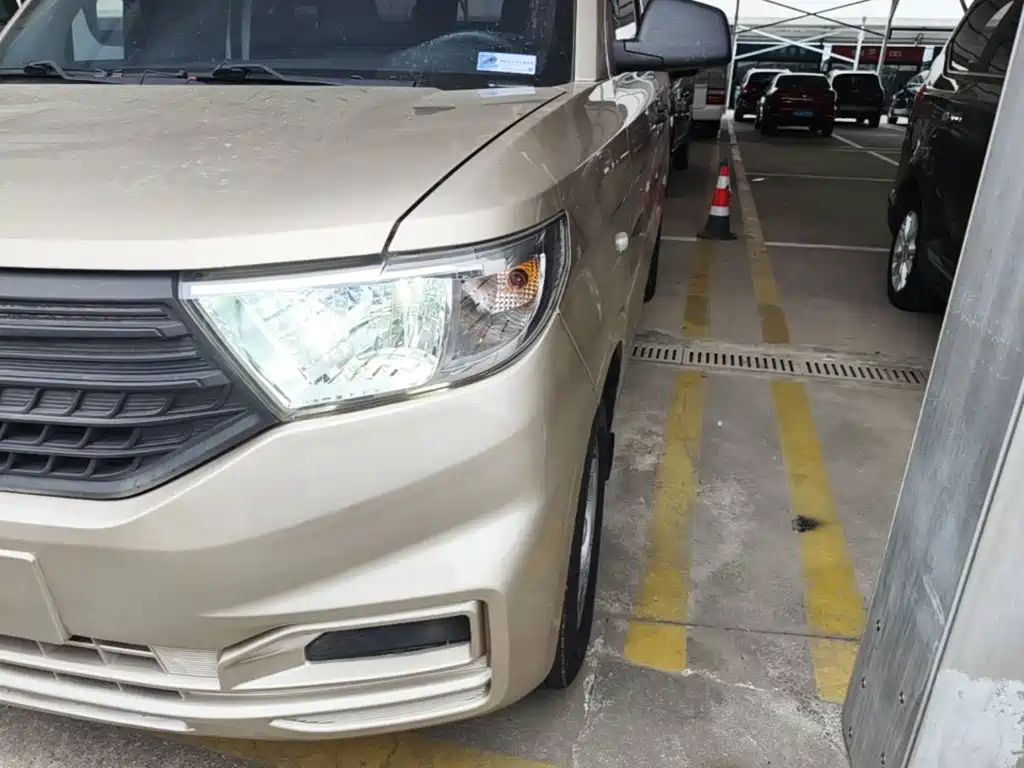 Wuling Hongguang V 2024 — фото 24