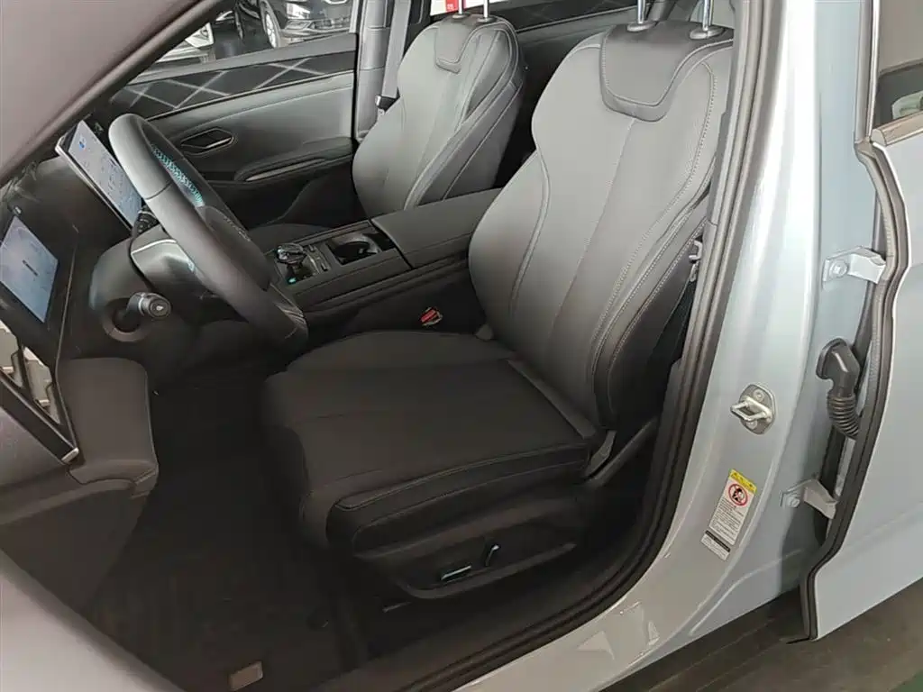 BYD Qin L 2025 — фото 15