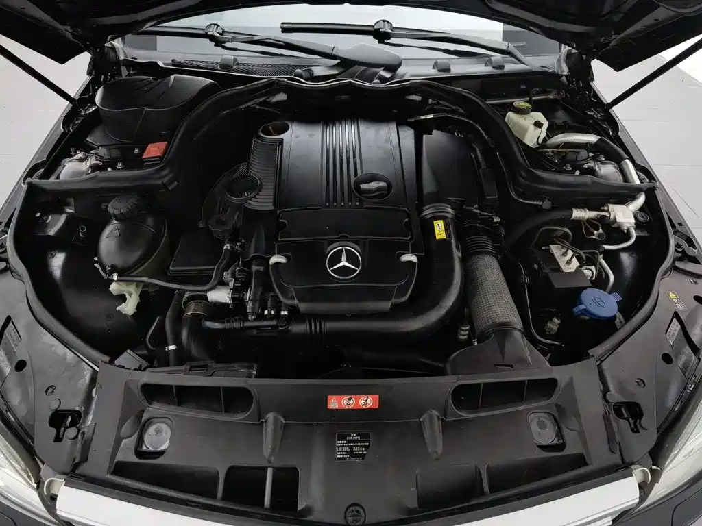 Mercedes-Benz C-Class 2010
