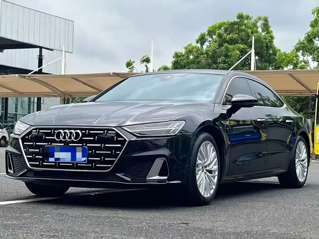 Audi A7L 2024 — фото 1